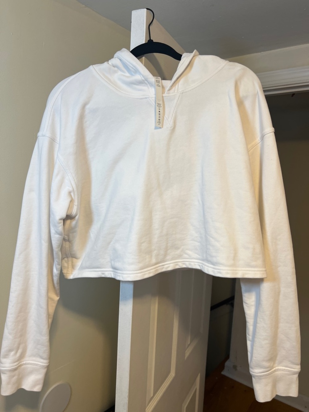 #182 Lululemon All Yours Cropped Hoodie White Size 18 EUC